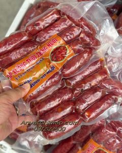 lạp xưởng trứng muối