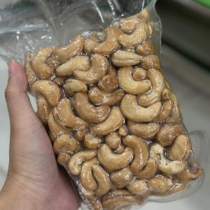 hạt điều tách vỏ