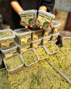 muối tiêu lá chanh