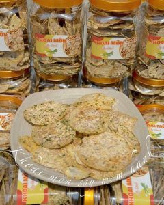 Khoai môn sấy mắm hành  300gr