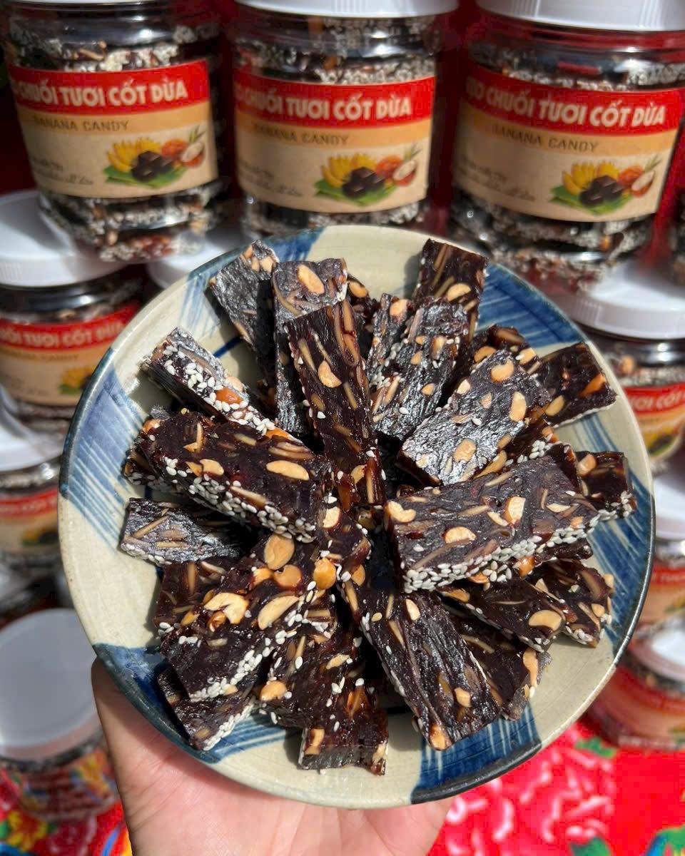 KẸO CHUỐI GỪNG ĐẬU 500GR