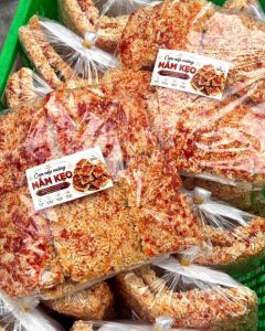 CƠM NẾP SỐT MẮM KẸO – 500gr